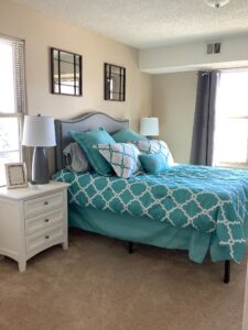Image Gallery | Charter Senior Living Northpark Place Living Apartment Bedroom